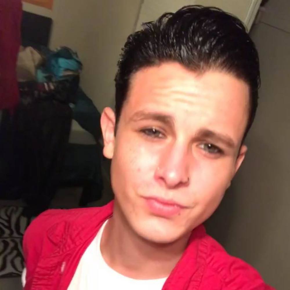 Meet your Posher, Justin